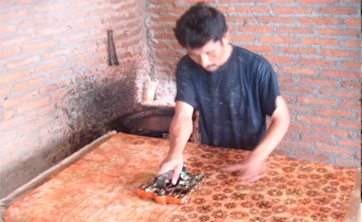 Batik dying process